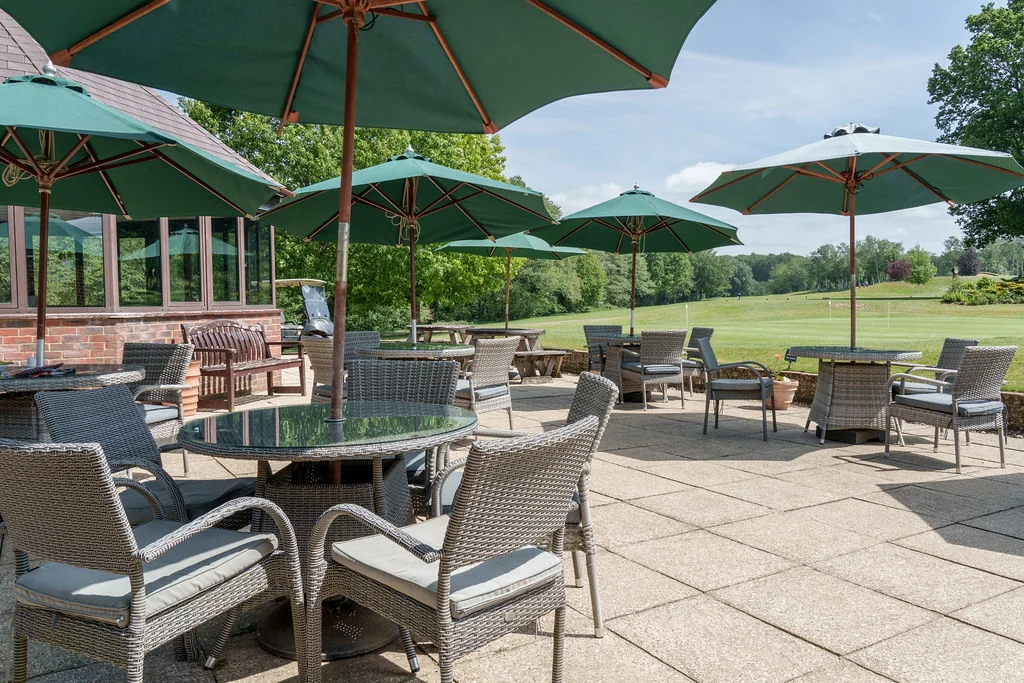 milford-golf-club-clubhouse-terrace